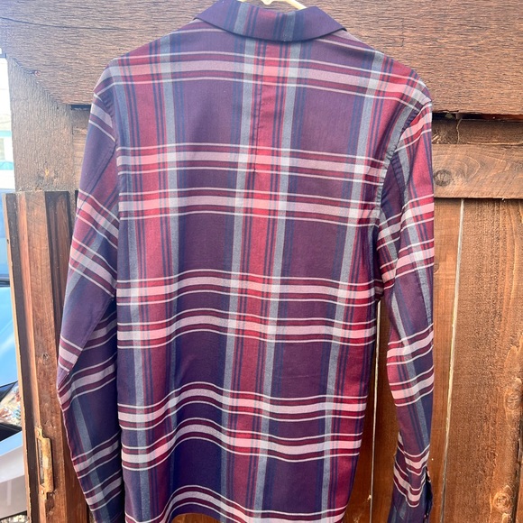 Lulu lemon dress shirt - Picture 1 of 4